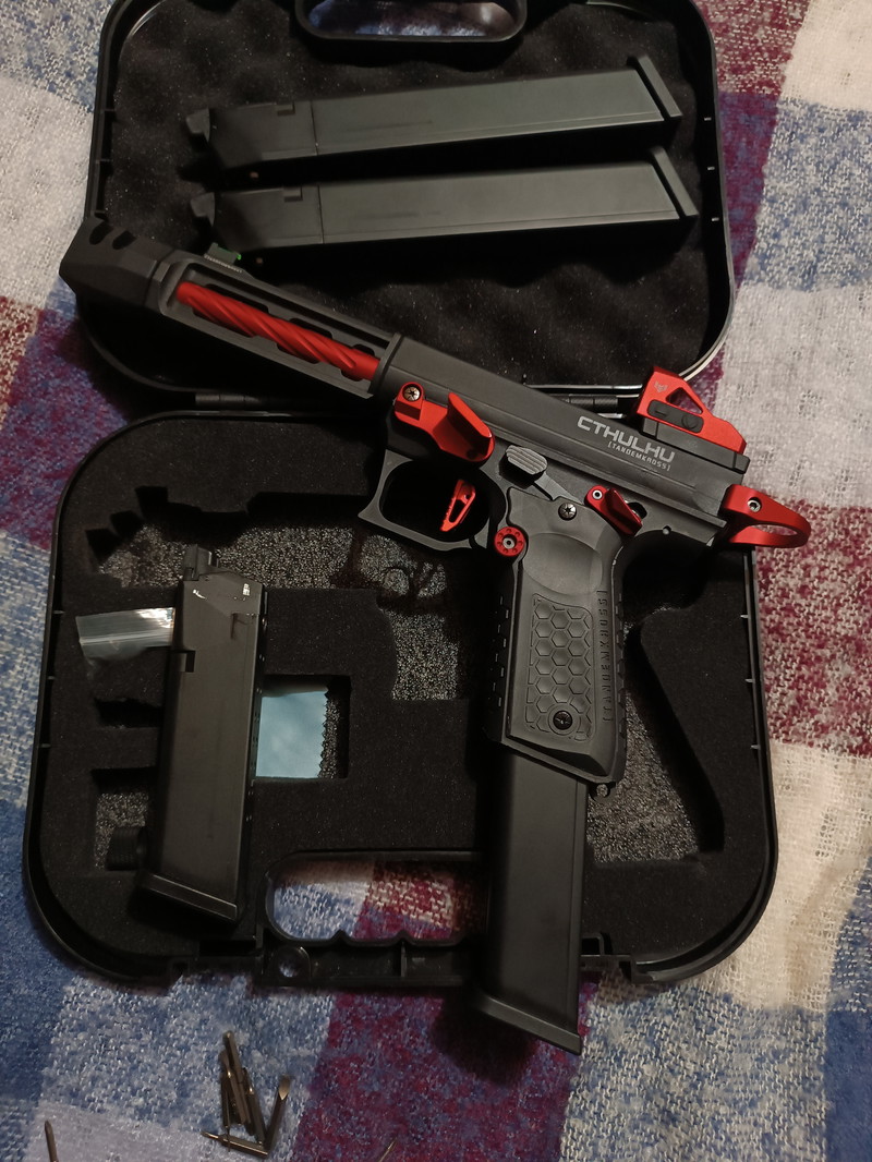 Afbeelding 1 van Tandemkross Cthulhu with extras in perfect condition (red dot, extended mags)