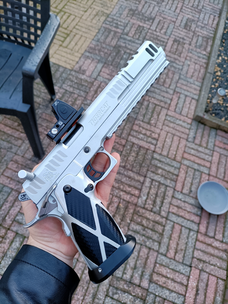 Bild 1 für Custom 7 inch Hi-capa beast kanon