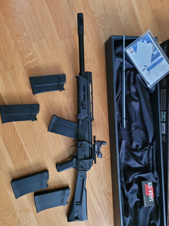 Bild 2 für TM Saiga-12K with Magpull furniture + 5short mags