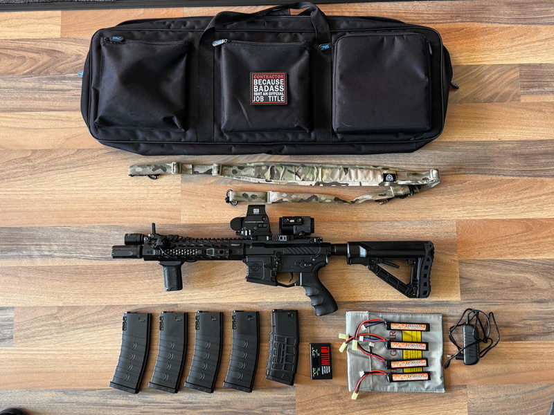 Imagen 1 de G&G CM16 compleet | Innerbarrel + Hopup Upgrades | 4 Accu's | Travelbag