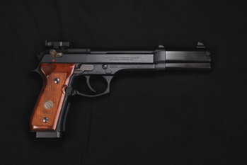 Image 4 for Beretta Competition Deluxe Wester Arms