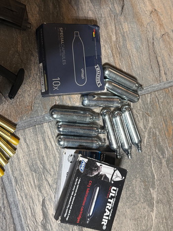 Imagen 2 de Diversen alles in een koop