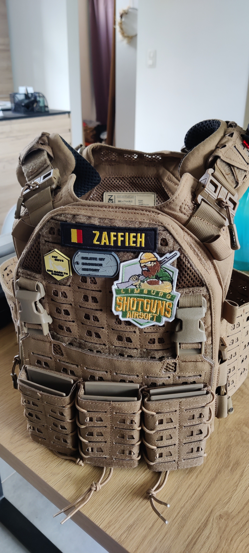 Afbeelding 1 van Novritsch Plate carrier + toebehoren