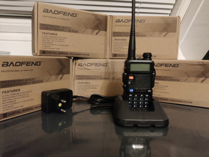 Image 1 for Nieuwe Baofeng UV-5R portofoons.