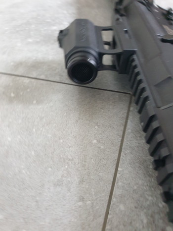 Afbeelding 7 van ARP 556 met G&P CQB SAI handguard.