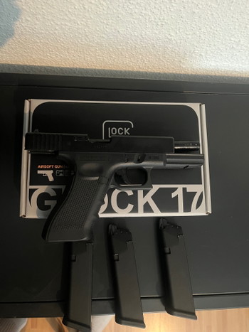 Image 2 for Umarex Glock 17