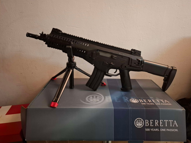 Image 1 pour Umarex Beretta ARX160 - AEG - NEAR MINT