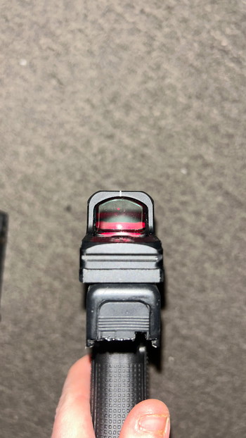 Afbeelding 3 van Glock 19 + red dot