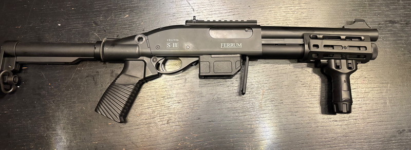 Image 1 for Secutor spring Shotgun