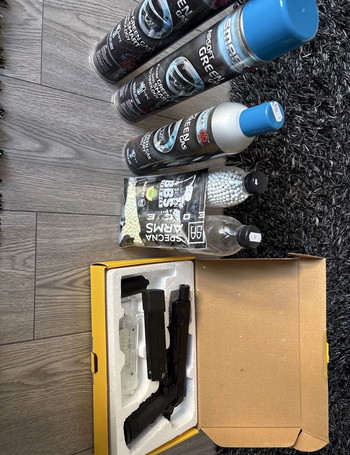 Bild 5 für Airsoft 1911 GBB + Tracer unit and more