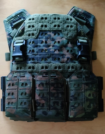 Image 2 pour Airsoft Plate Carrier ASPC 1.2, Low Profile AR Mag Pouch 6x, Baofeng GT-5R.