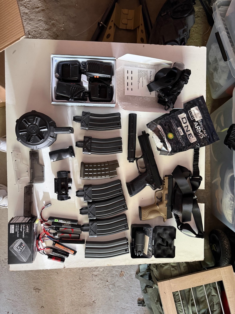 Bild 1 für Verkoop collectie wegens stoppen.