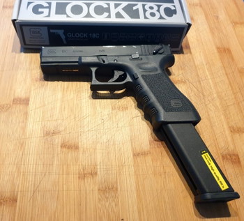 Afbeelding 3 van glock 19C met splinternieiuw extended mag
