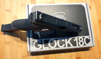 Afbeelding 5 van glock 19C met splinternieiuw extended mag