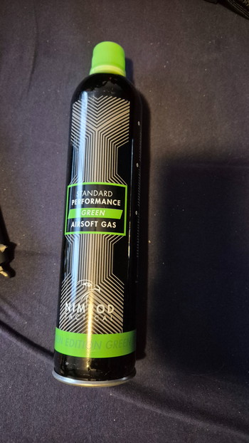 Afbeelding 2 van Airsoft revolvers rest van de items krijg je er gratis bij!!!