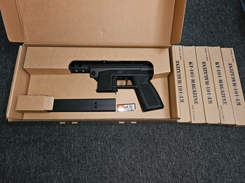 Bild 2 für KTC TEC-9 KG-9 met 5 extra magazijnen, gloednieuw!