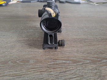 Afbeelding 3 van Trijicon ACOG scope, 4x32