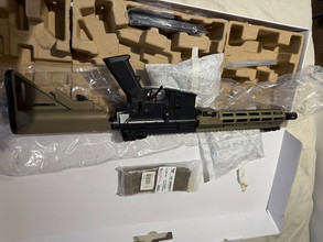 Afbeelding van !!NIEUWE!! Mk16 URG-I 10.5" CGS GBB - Black & Dark Earth  + extra mag