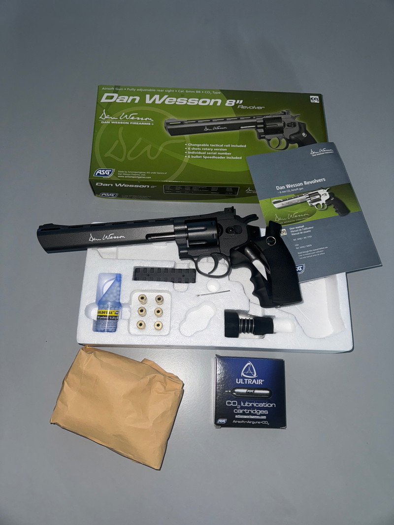 Bild 1 für Dan Wesson 8 inch Revolver complete with cylinders