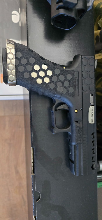 Image 2 pour AW Glock 18C Hex