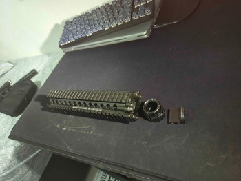 Afbeelding 3 van Tokyo Marui MWS MK18 handguard + Sling mount