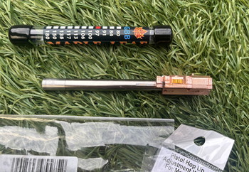 Afbeelding 4 van Maple Leaf Glock HopUp + 97mm inner Barrel  (WE / TM G17 / G18 Series)