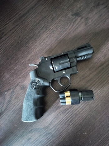 Imagen 2 de Snub nose revolver