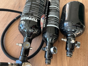 Imagen 2 de Balystic regulator met 3 flessen.