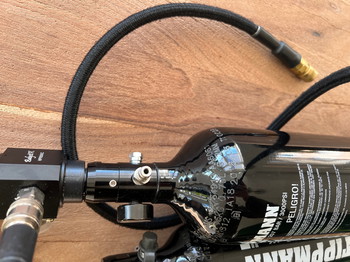 Imagen 3 de Balystic regulator met 3 flessen.