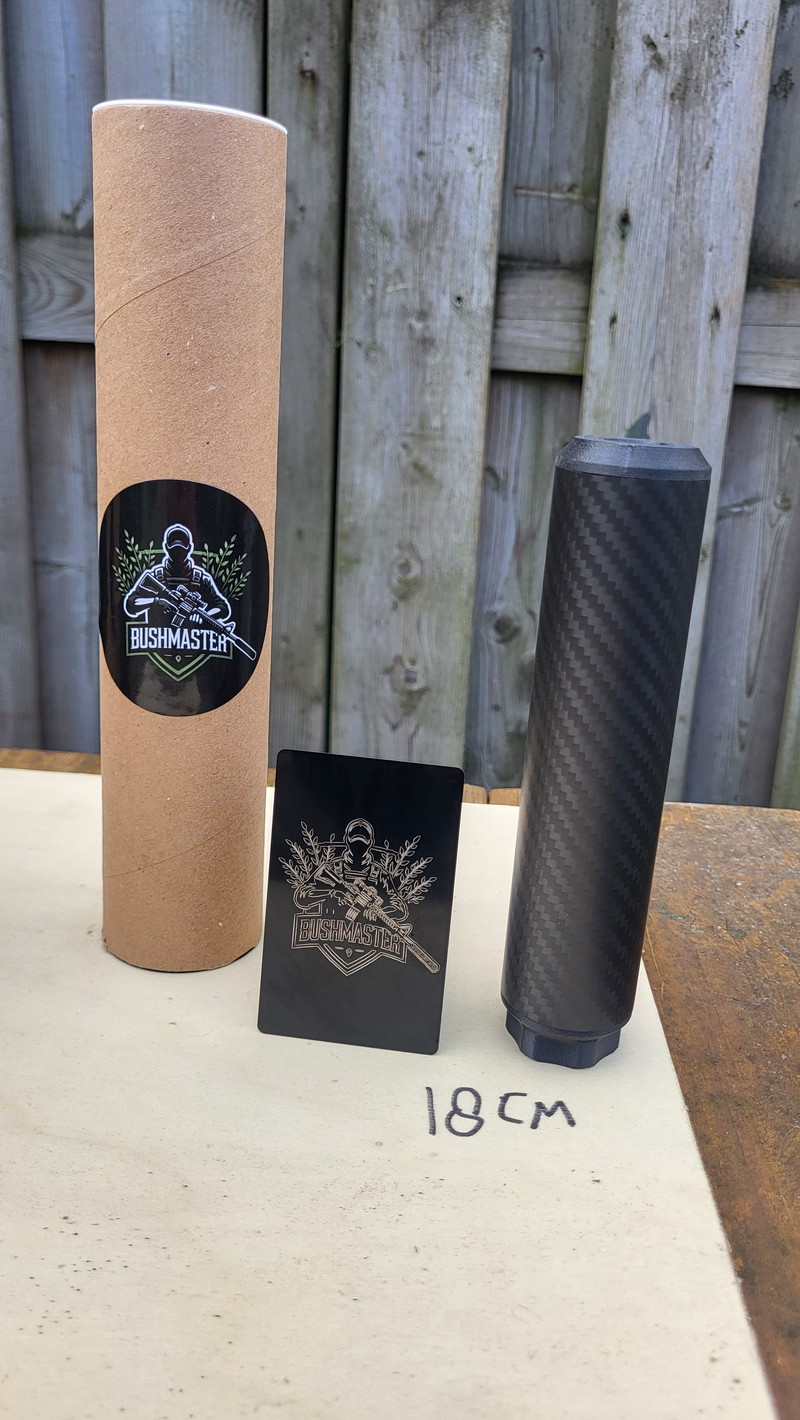 Imagen 1 de CARBON SILENCER model Bushmaster GEN 4, met akoestisch schuim foam rings en fartflap. Version for TRACER also available