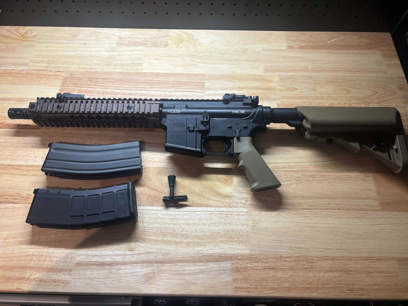 Imagen 1 de MK-18 gbb golden eagle 1 maand oud