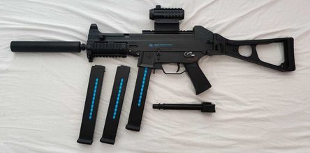 Imagen para H&K Umarex UMP 45 replica + 3 highcap magazijnen