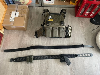 Image 2 for Airsoft starterspakket: Ares M4 + plate carrier + battle belt + chronograaf + accessoires