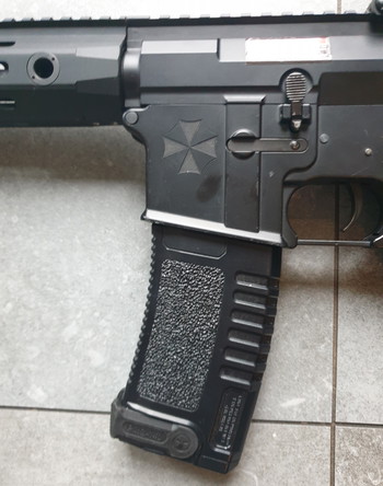 Image 6 for EMG Umbrella Corporation gelicentieerd M4  Airsoft AEG geweer