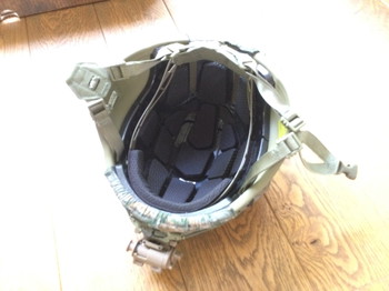 Afbeelding 2 van NL ballistische IIIA revision helm met nfp cover en helm hoes