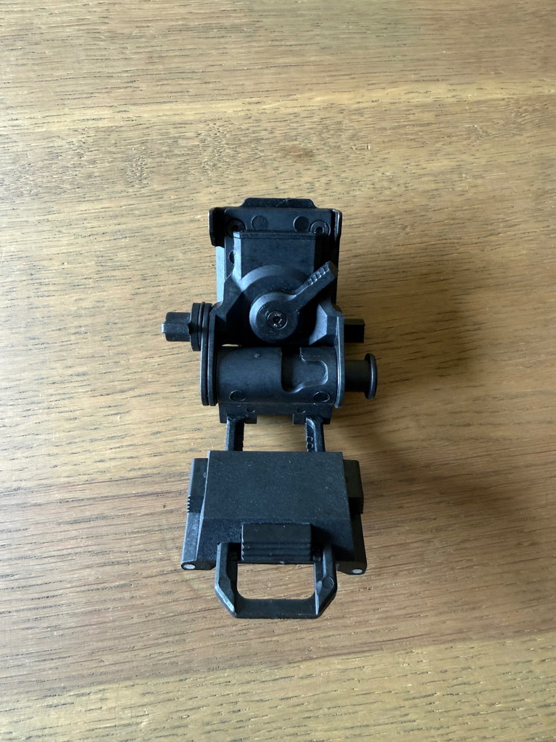 Image 1 for Tactical Dummy NVG Helmet Mount  Zwart