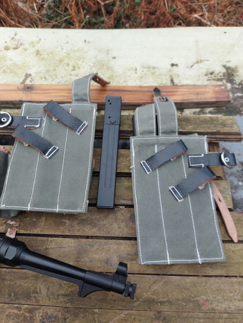 Afbeelding 2 van Zware metalen MP40 met extra's.