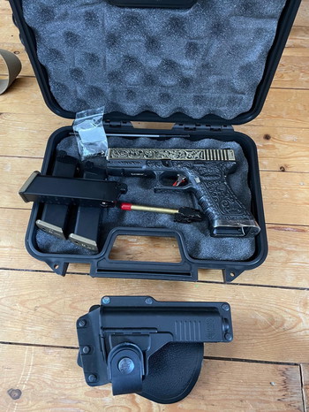 Bild 4 für WE Custom 17 Etched Gold Metal