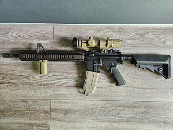 Imagen 9 de GHK M4A1 RIS II FSP + 4 mags + scopes + NPAS