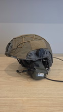 Image pour Fast Helmet met Earmor M32 headset + PTT en Direct Action cover