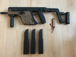 Bild für Krytac Kriss Vector met 3 magazijnen, Lipo accu en verlengde batterij cover