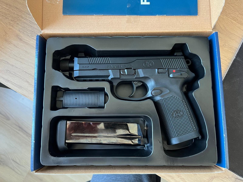 Imagen 1 de VFC/ Cyrbergun FNX .45 GBB