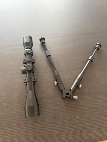Image 2 for airsoft sniper scope en bipod.
