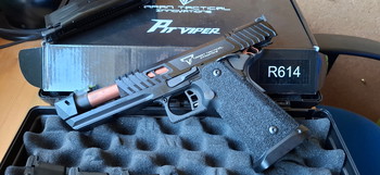 Afbeelding 2 van TTI Pit Viper - Steel Internal Parts Version - John Wick 4 - ARMY Armament - Black R614