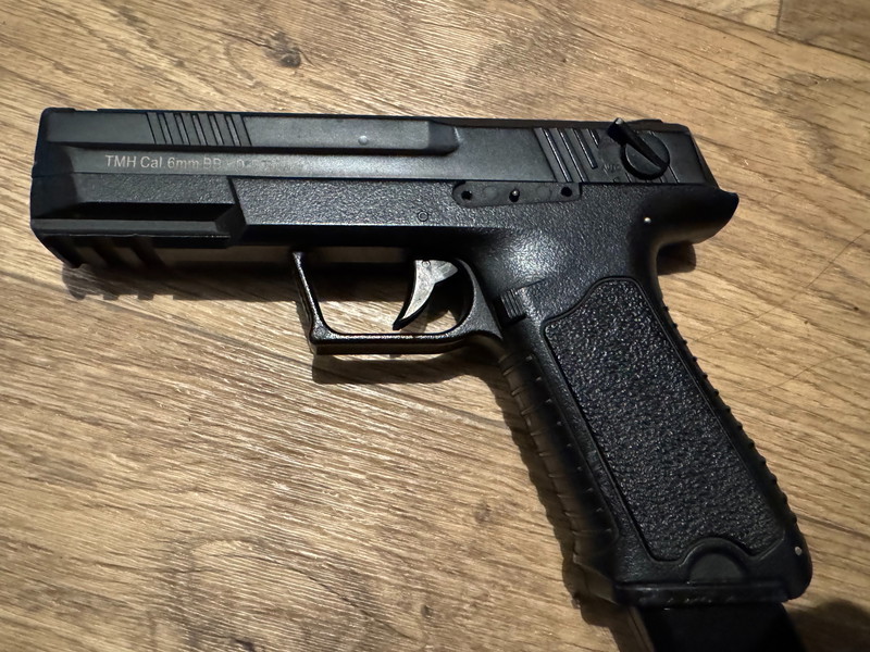 Bild 1 für Te koop: CYMA CM.127 AEP  (is alleen cosmetische maar mist de slede vang pal)