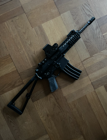 Afbeelding 3 van (want gone quick) WE PDW GBB - 4 MAGS + red-dot
