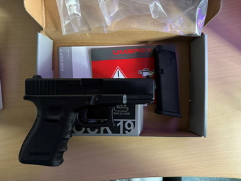 Afbeelding 3 van Glock 19 Gen 3 nieuwstaat