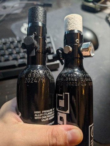 Zdjęcie 2 – Hpa bottles