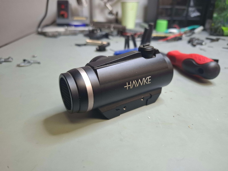 Image 1 for HAWKE Vantage 1x30 Red Dot - NEAR MINT