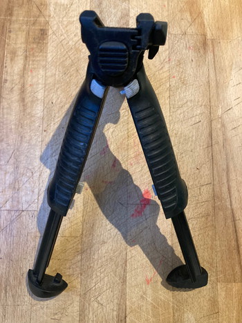 Imagen 3 de FAB Defense T-POD G2 Bipod Grip light